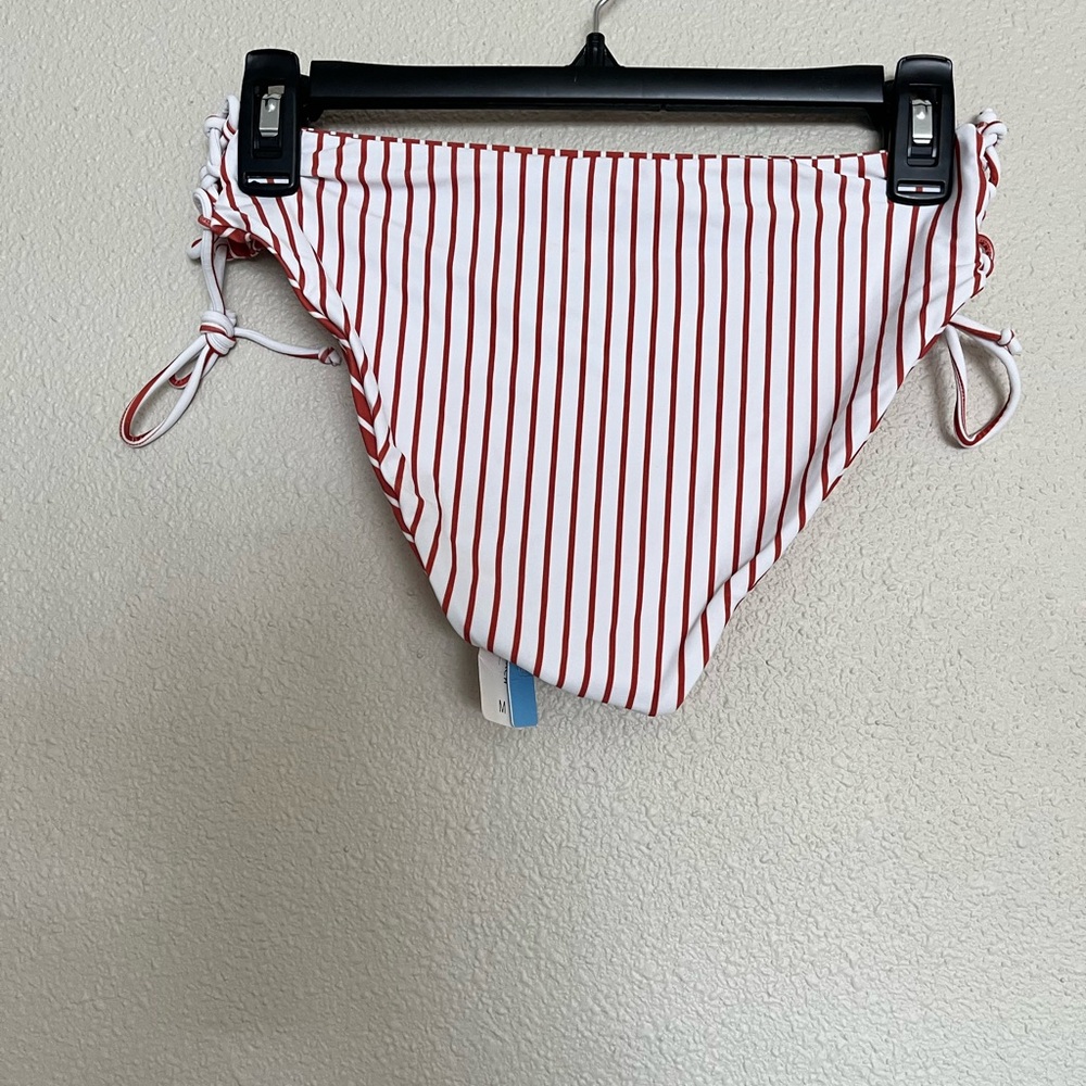 Bathing Suit - Picture 4 of 6